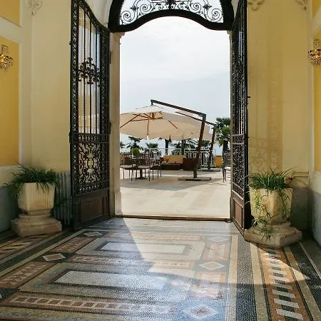 호텔 Hotel Opatija