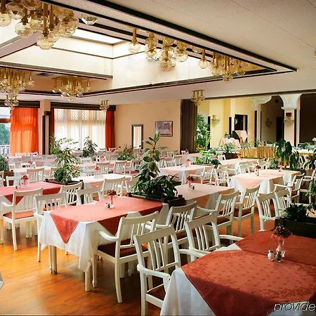 Hotel Opatija 오파티아
