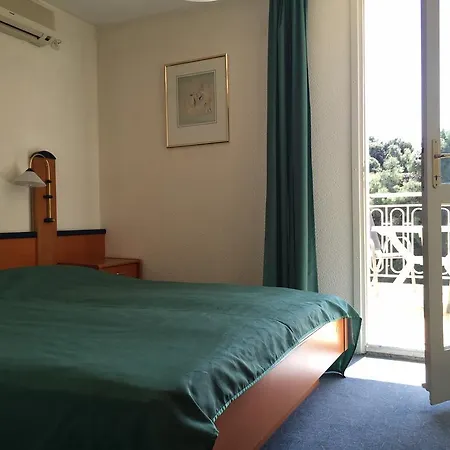 호텔 Hotel Opatija 오파티아