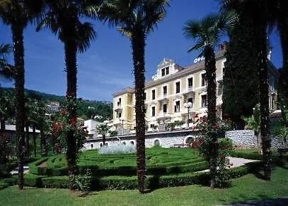 Hotel Opatija 오파티아
