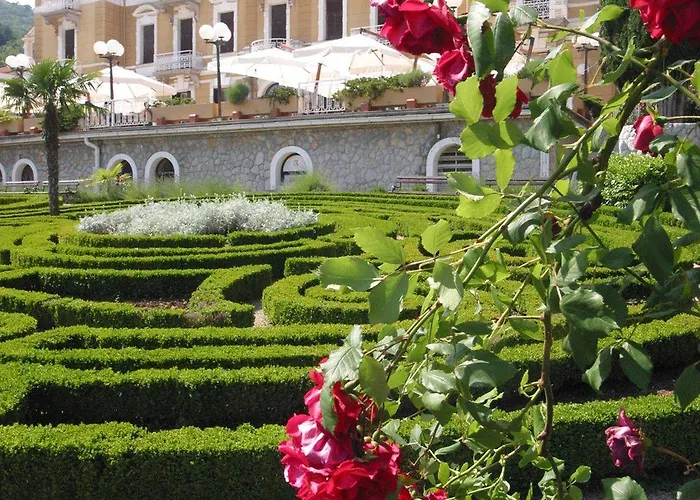 Hotel Opatija 2* Опатія