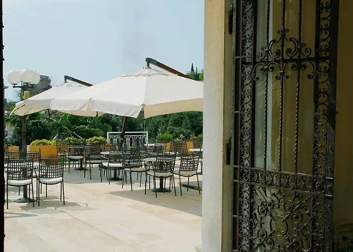 Готель Hotel Opatija Опатія