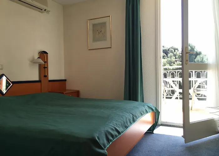 Готель Hotel Opatija Опатія