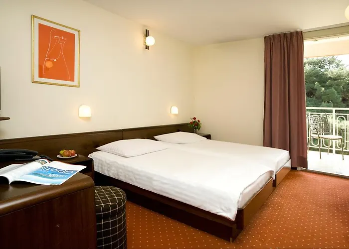 Готель Hotel Opatija Опатія