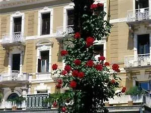 Hotel Opatija 호텔 2*