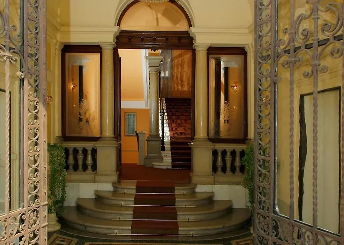 Hotel Opatija Опатия