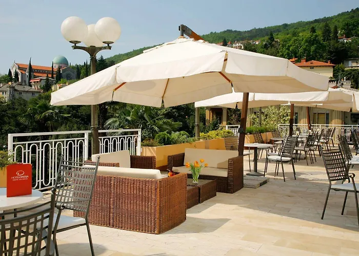 Hotel Opatija 2* Опатия