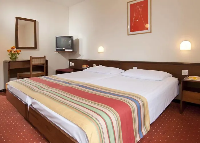 호텔 Hotel Opatija