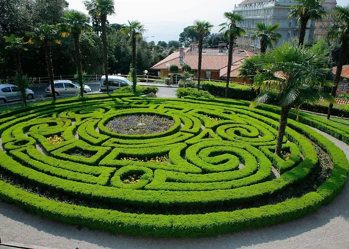 Hotel Hotel Opatija 2*