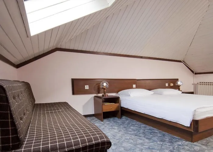 Hotel Opatija 2* Opatija